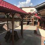 Family Yola צ'פלארה