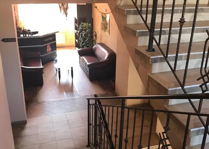 Hotel Family Yola 3*