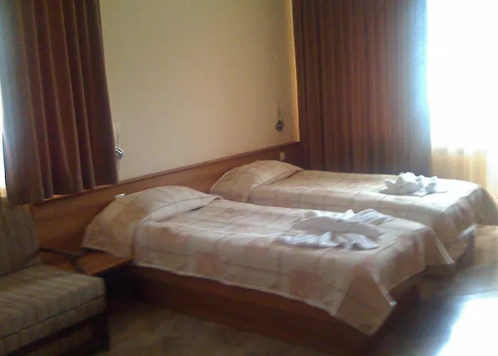 Family Yola Chepelare